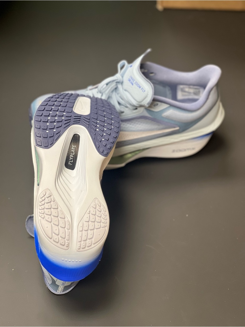 NIKE WOMEN'S ZOOM FLY 6 RUNNING SHOES